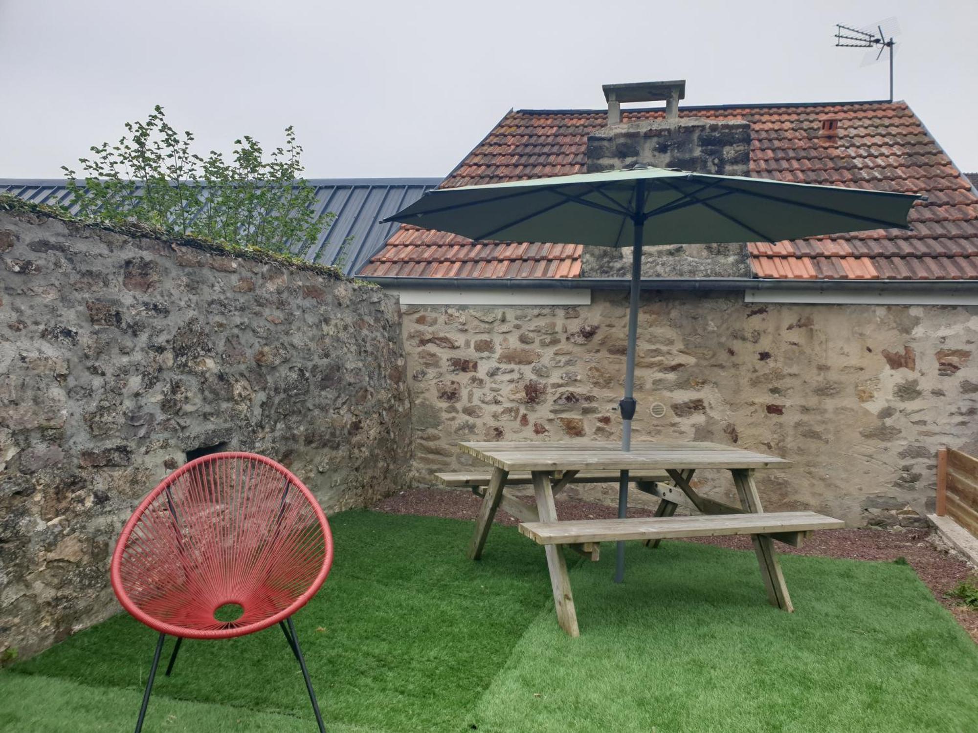 Gite Proche De Sainte Mere Eglise Montebourg エクステリア 写真